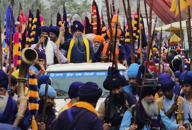 Baba Balbir Singh 96 Crore led by Nihang Singhs to Khalsai Jaho Jalal and the Baisakhi Mela ends