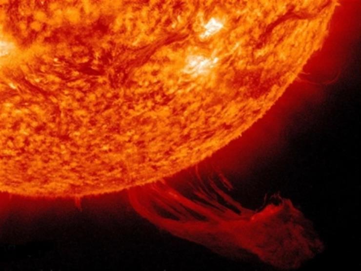 Sun storms Mercury with a plasma wave