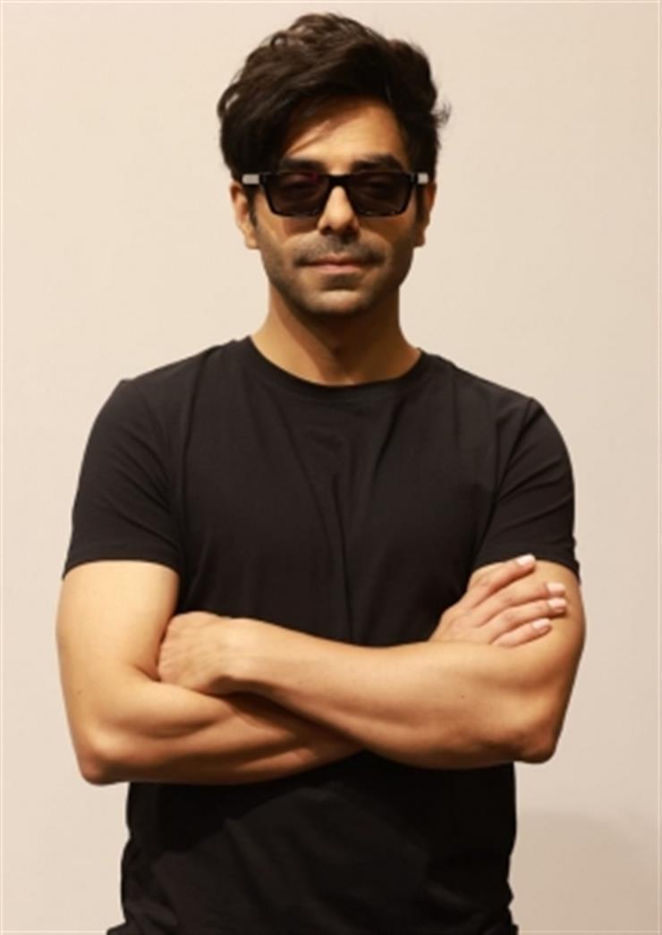 Xxxn Kajal Prabhas Videos - Aparshakti Khurana set to release two music videos