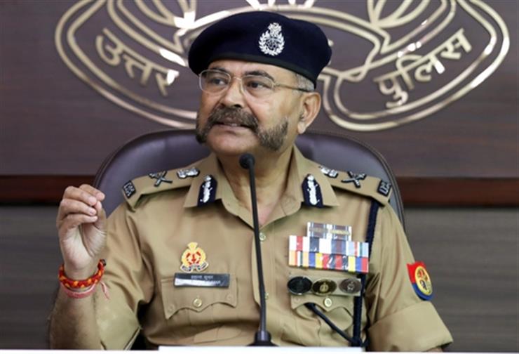 UP DGP directs officials to improve response time, visibility