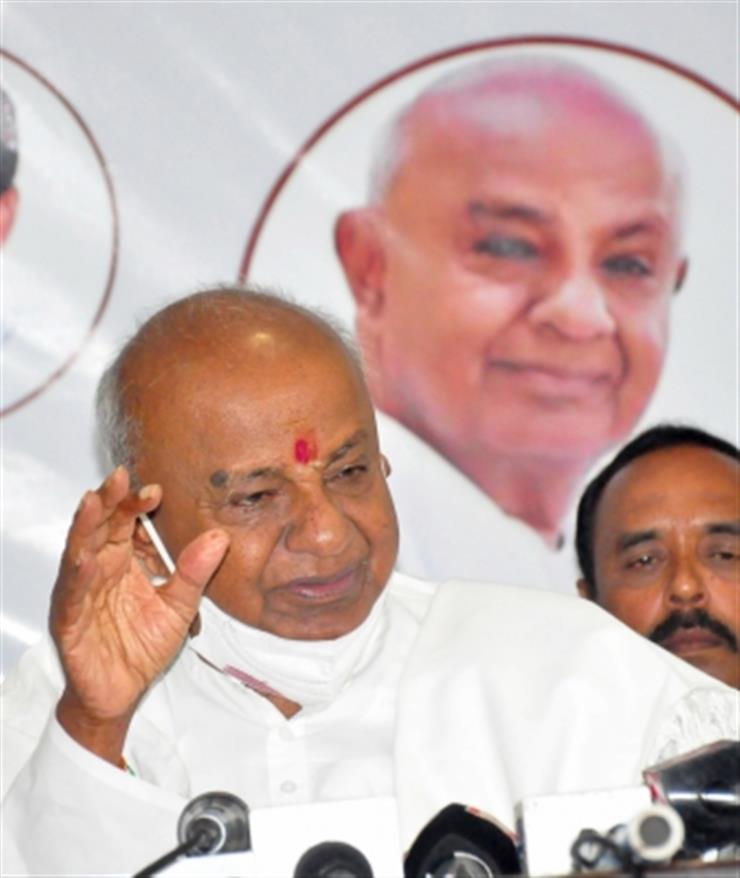 'Yes, I am BJP's B team leader, so what', Deve Gowda responds to Rahul ...