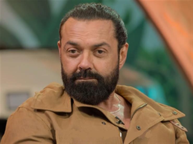 Bobby Deol opens up on his 'papa' Dharmendra: Nobody is as romantic