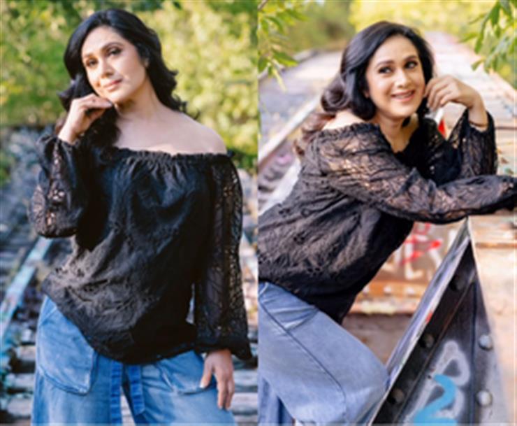 What is Meenakshi Seshadri up to in the secret mysterious garden of Dallas?