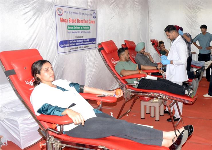 Vet Varsity organizes ‘Mega Blood Donation Camp’ Commemorates to Birth Anniversary of Guru Nanak Dev Ji