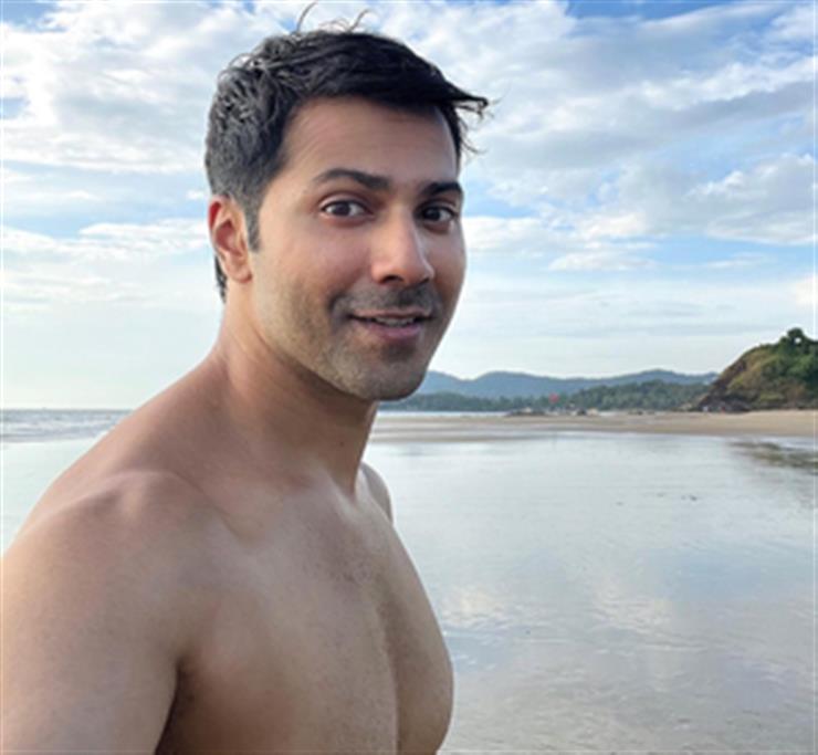 Varun Dhawan takes his dose of ‘vitamin sea’