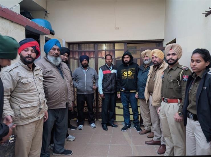 Three US deported Youths handed over to families in Phagwara