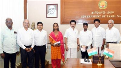 CM Stalin felicitates only trans woman to clear Class 12 board exams in TN