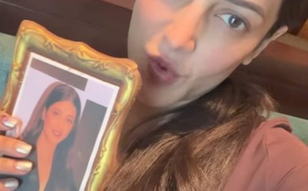 Shruti Haasan receives a special photo frame as gift but with a fun twist 