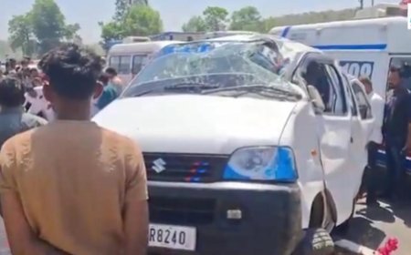 Six killed as private bus rams into van in Gujarat’s Sabarkantha