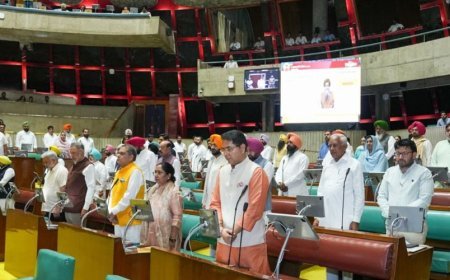 Punjab Vidhan Sabha pays tribtes to departed souls