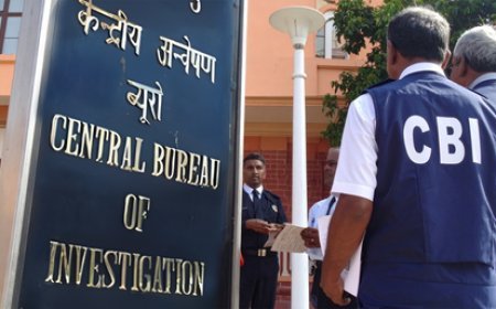 CBI raids Punjab Vigilance Bureau office, arrests ‘middleman’ in Rs 25-lakh bribery case