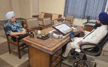 Jathedar Gargaj and Justice Sodhi Hold Meeting; Serious Deliberations on Punjab Government’s Legal Amendment Related to Sri Guru Granth Sahib