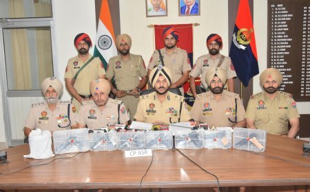 Drug and illegal arms smuggling module busted in Amritsar; one held with 2.1kg heroin, 7 pistols