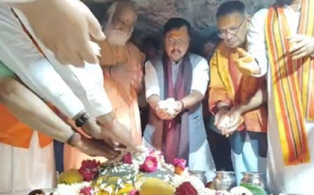 Uttarakhand: BJP National President Nitin Nabin offers prayers at Tapkeshwar Mahadev temple