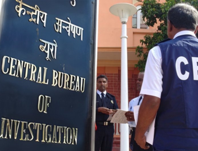 CBI raids Punjab Vigilance Bureau office, arrests ‘middleman’ in Rs 25-lakh bribery case