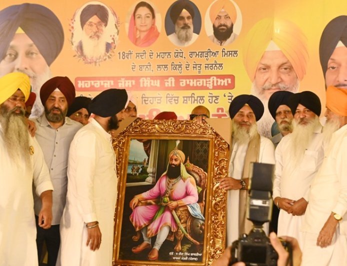 It is govt’s duty to resolve the objections raised by Sri Akal Takht Sahib vis a vis the anti-sacrilege law:  Sukhbir Badal.