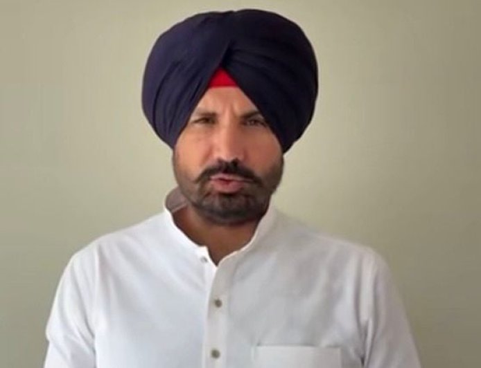 Warring hails Congress workers for putting up brave fight, Says, real contest will be in 2027, when AAP will bite dust