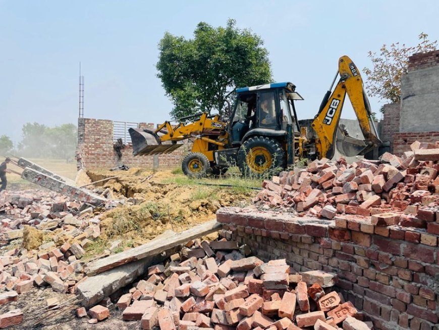 Police Demolishes Illegal Encroachment in Drug-Hit Toti Village; SSP Toora Leads Crackdown