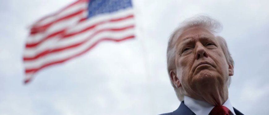 Trump mocks Democrats, floats 2028 ‘dream team’ at White House dinner