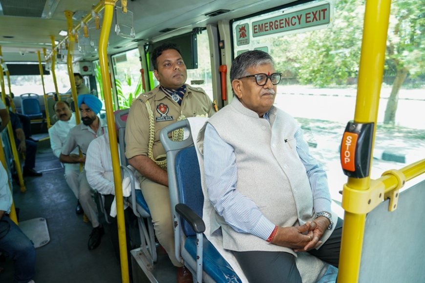 Punjab Governor leads by example: Takes Electric Route, Urges Nation to Conserve Fuel Amid Global Tensions