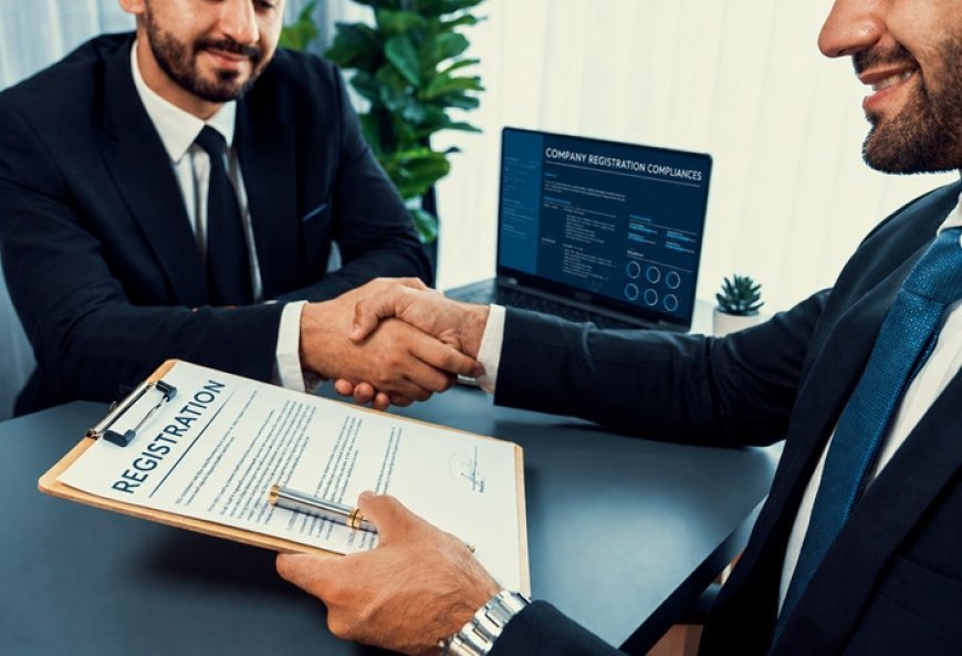 18L+ Active Companies Prefer Private Limited Structure