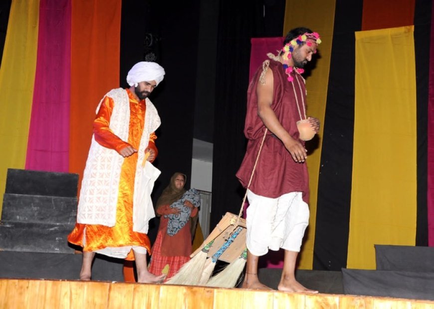 Guru Nanak Dev University Hosts Staging of Play ‘Begampure Da Vaasi’