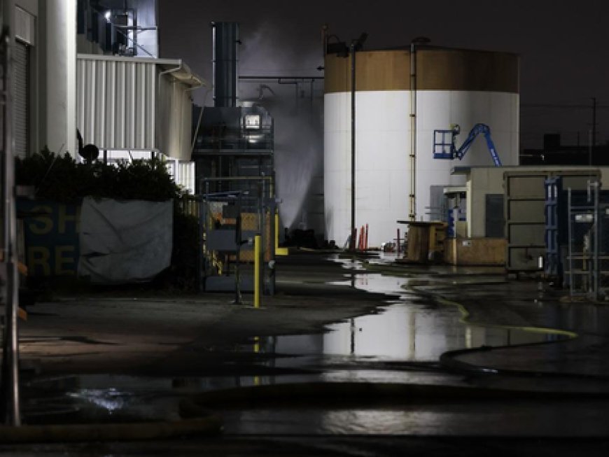Two killed, 9 feared dead after chemical tank implosion in US paper mill