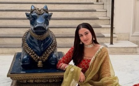 Shraddha Arya takes holy dip in Ganga, calls it a reset for the soul