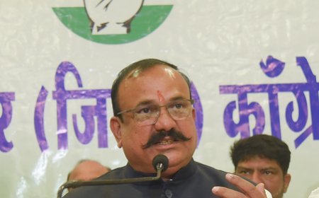Rebel Shiv Sena-UBT MPs have betrayed not just Uddhav Thackeray but entire MVA, Congress: Harshwardhan Sapkal