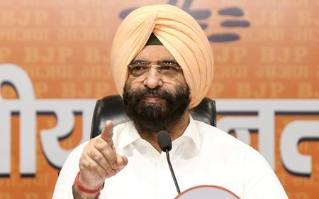 Delhi Minister Sirsa demands Punjab CM Bhagwant Mann's arrest over video row