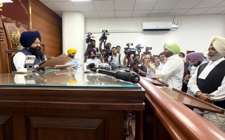 Union Minister of State Ravneet Singh Bittu Appears Before Punjab SC Commission, tenders written apology for his comments