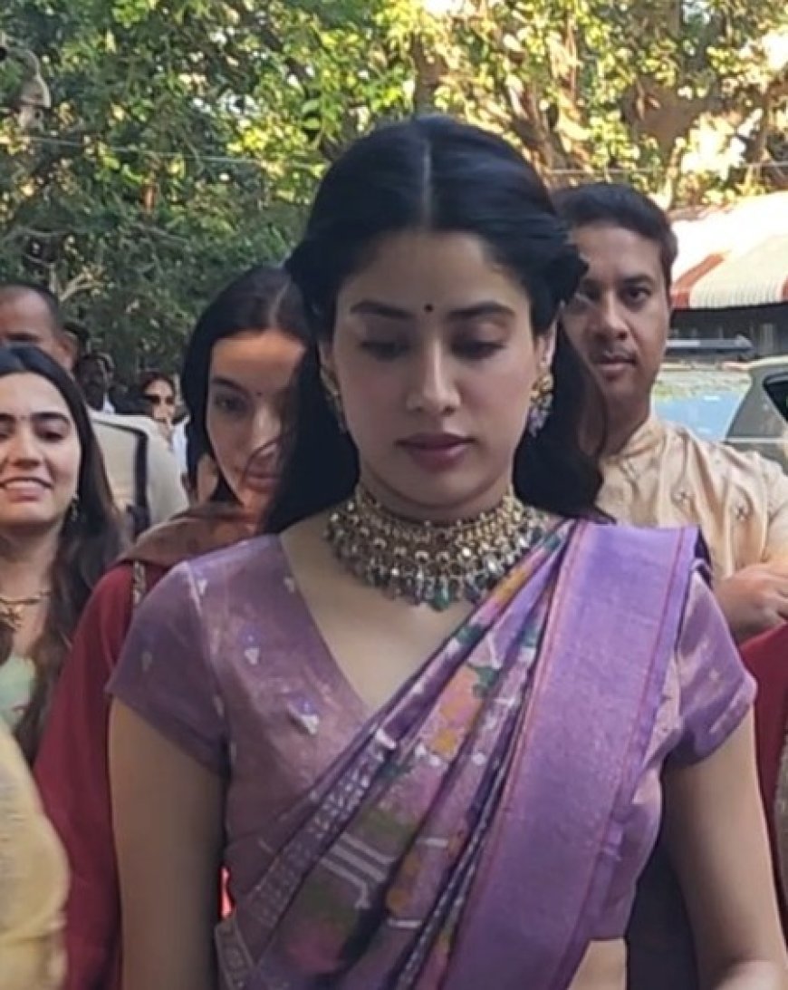 Janhvi Kapoor seeks divine blessings at Srivari Temple on ‘Peddi’ release 
