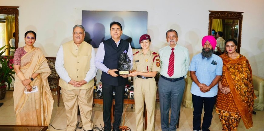 Aman Arora felicitates Mai Bhago preparatory Institute cadets for remarkable feat in Air Force academy and NDA merit lists