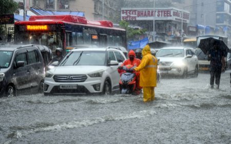 Mumbai battered by 24 hours of heavy rain; Mulund, Santacruz, Powai worst affected 