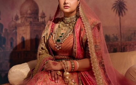 Anshula Kapoor carries her late mom's 42-year-old dupatta as a bride: 'Everything else was built around it'