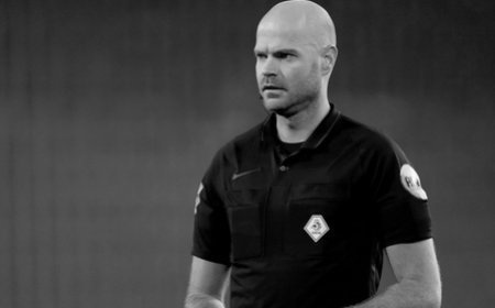 Dutch referee dropped from World Cup dies at 38