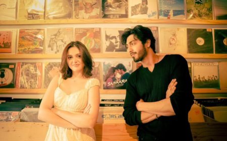 Ahaan Panday, Aneet Padda launch Collector's Edition Vinyl LP at Wembley Stadium celebrating ‘Saiyaara’ music 