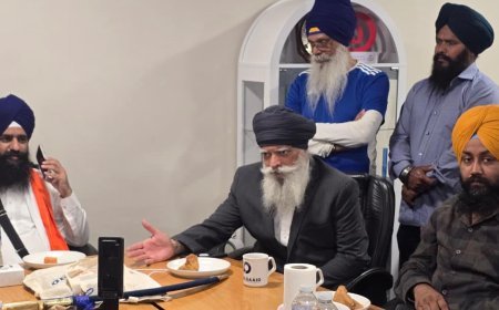 Akal Takht Jathedar Giani Kuldip Singh Gargajj Advises Ravi Singh Khalsa to Establish a Hospital and School in Punjab