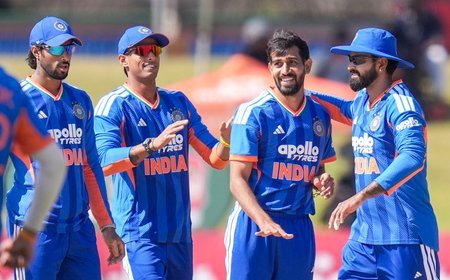 2nd T20I: Unchanged Zimbabwe elect to bowl first against India, Thakur handed debut