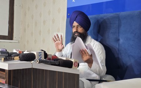 Akal Takht Sahib Rejects Punjab Government's Response on Sacrilege Law, Constitutes Committee of Sikh Experts