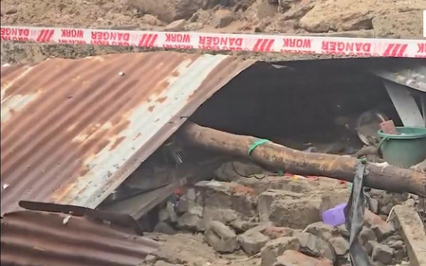 Gujarat: Two dead after under-construction mall wall collapses on house