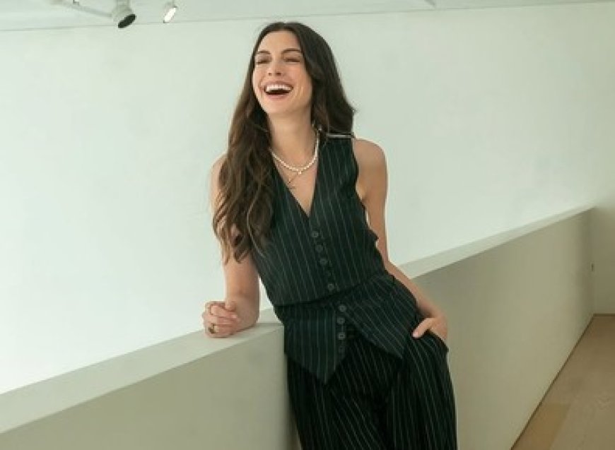 Anne Hathaway says she was 'shocked' to get pregnant