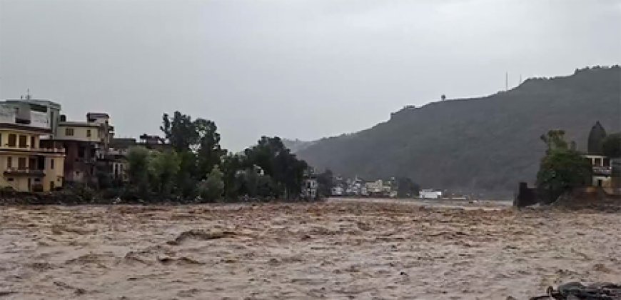 J&K flash flood: Over 20 deaths, dozens missing in Poonch, Rajouri districts