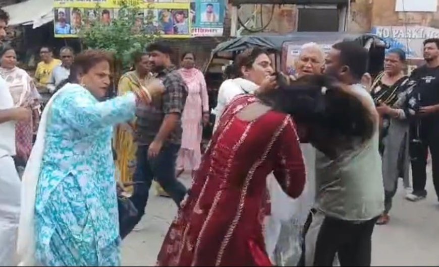 Dispute Over Shagun Collection Sparks Clash Between Two Transgender Groups in Kapurthala