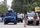 Death toll rises to 15 in suicide attack at police station in Pakistan 