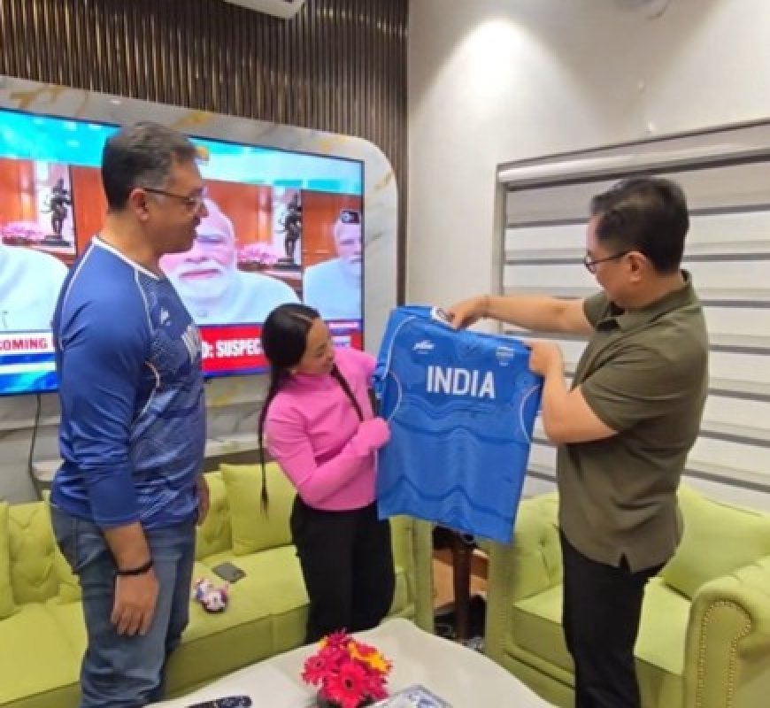 Mirabai Chanu gifts signed jersey to Union Minister Kiren Rijiju after CWG glory