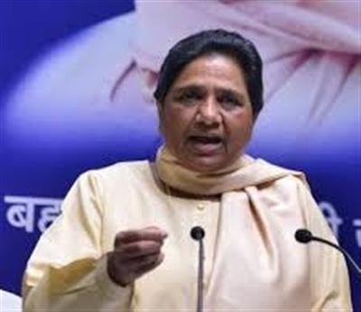Mayawati seeks President's rule in UP