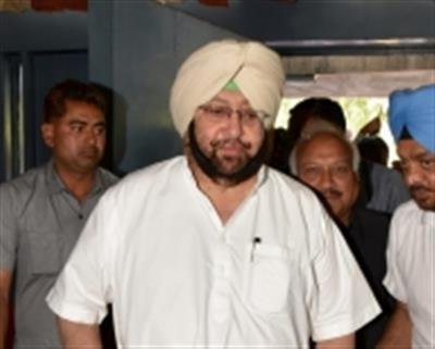 Stop lying on pollution in Delhi, Amarinder tells Kejriwal