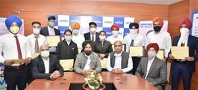 Randhawa hands over appointment letter to 11 assistant manager of Milkfed