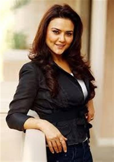 Preity Zinta hints at 'new beginnings' in 2021